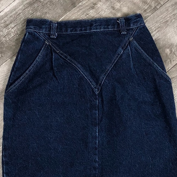 ⚡️Vintage⚡️American Profile Dungarees Denim Skirt. - Picture 3 of 8